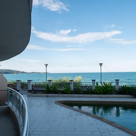 Апартаменты Sea View *