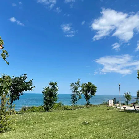 Sea View Апартаменты